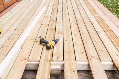 landschaftsbau-hofmann-holzterrassen-slider03